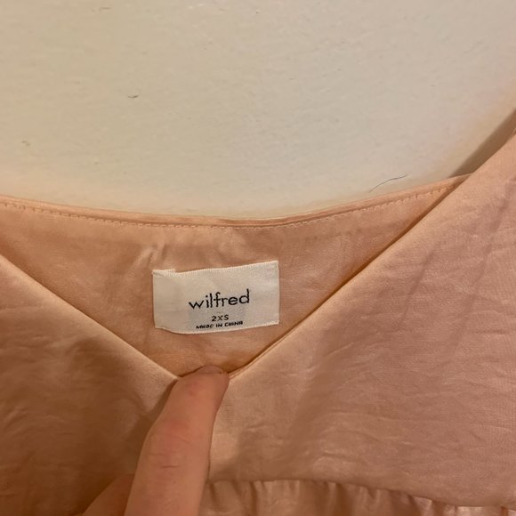 Wilfred Pink Silk Crop Clouse - Picture 2 of 3